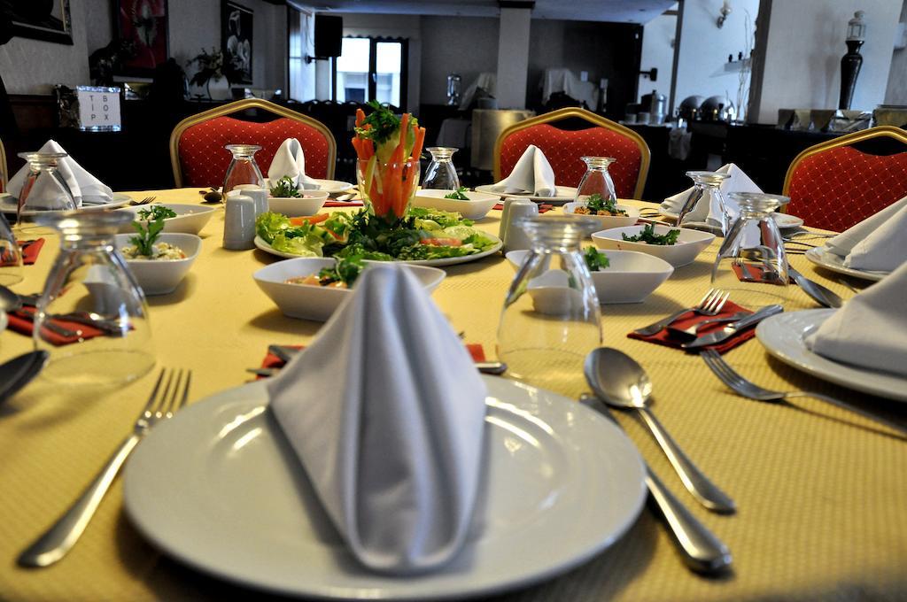 Hotel Royal Carine 4*